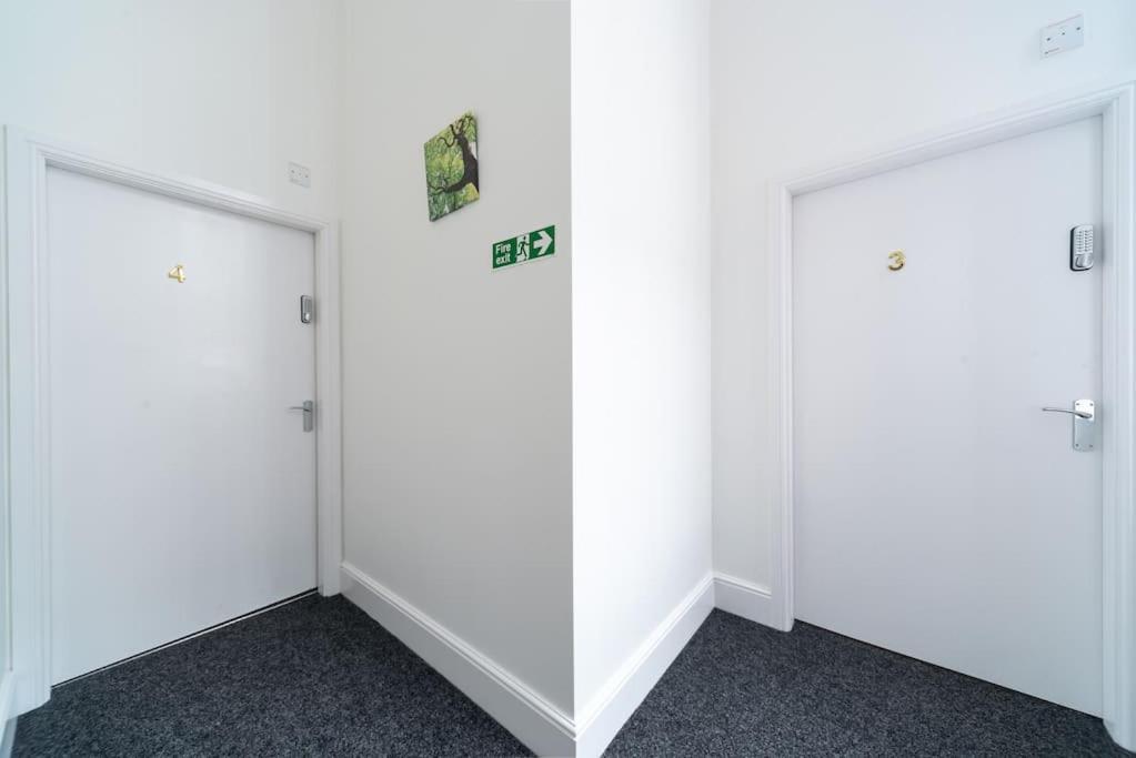 Jesouth Refreshing 1 Bedrm Condo Roomy Comfy Posh Kingston upon Hull Kültér fotó