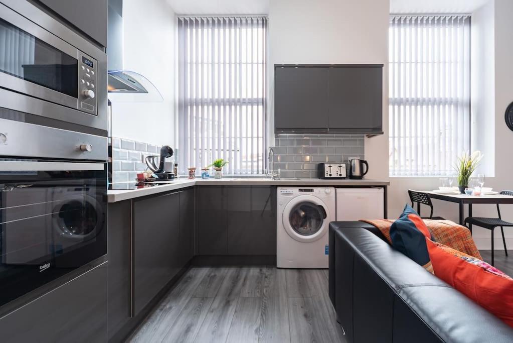 Jesouth Refreshing 1 Bedrm Condo Roomy Comfy Posh Kingston upon Hull Kültér fotó